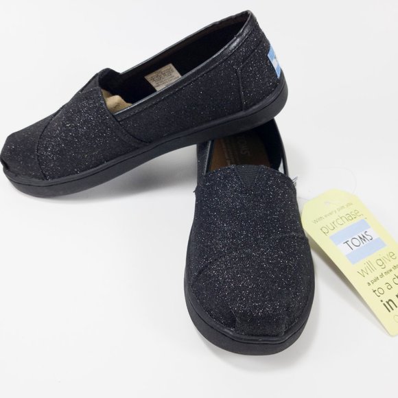 Toms Other - NWT Youth Classic Toms in Black Glimmer - Size 1.5